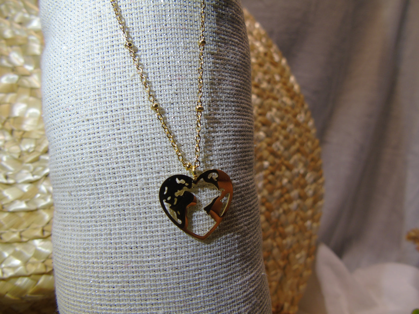 Collier Cœur du Monde