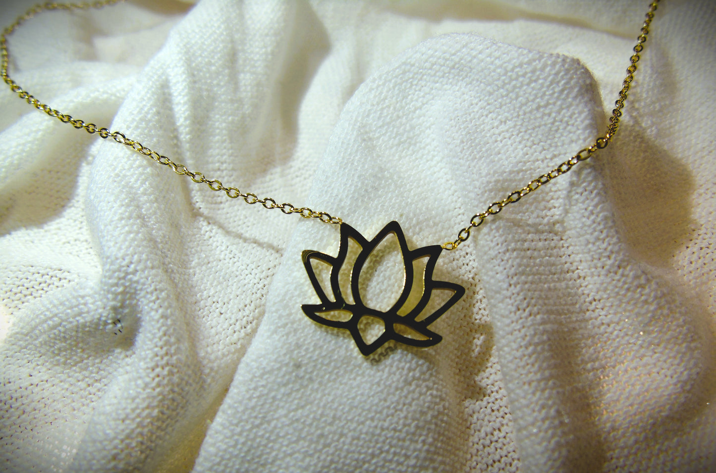 Collier Lotus Éveil