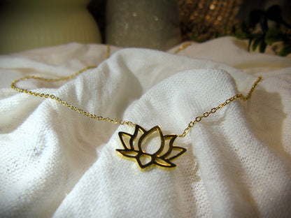 Collier Lotus Éveil