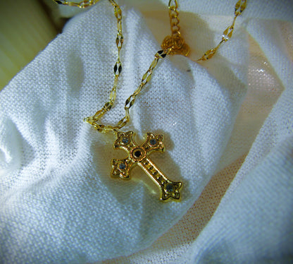 Collier Croix Éclatante